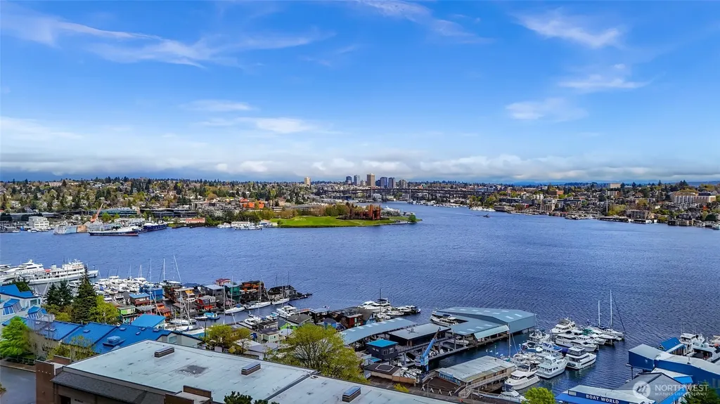 2134 Waverly Place N Seattle WA 98109