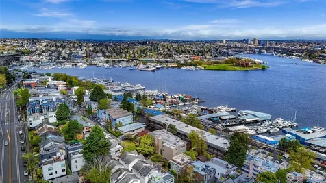 2134 Waverly Place N Seattle WA 98109