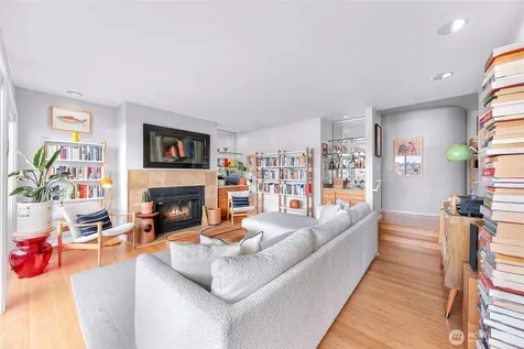 2134 Waverly Place N Seattle WA 98109