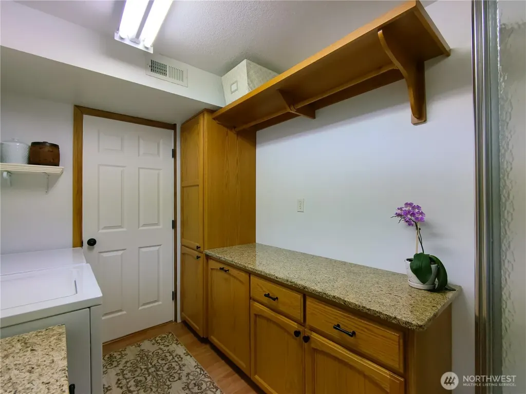6786 La Bello Drive Lynden WA 98264