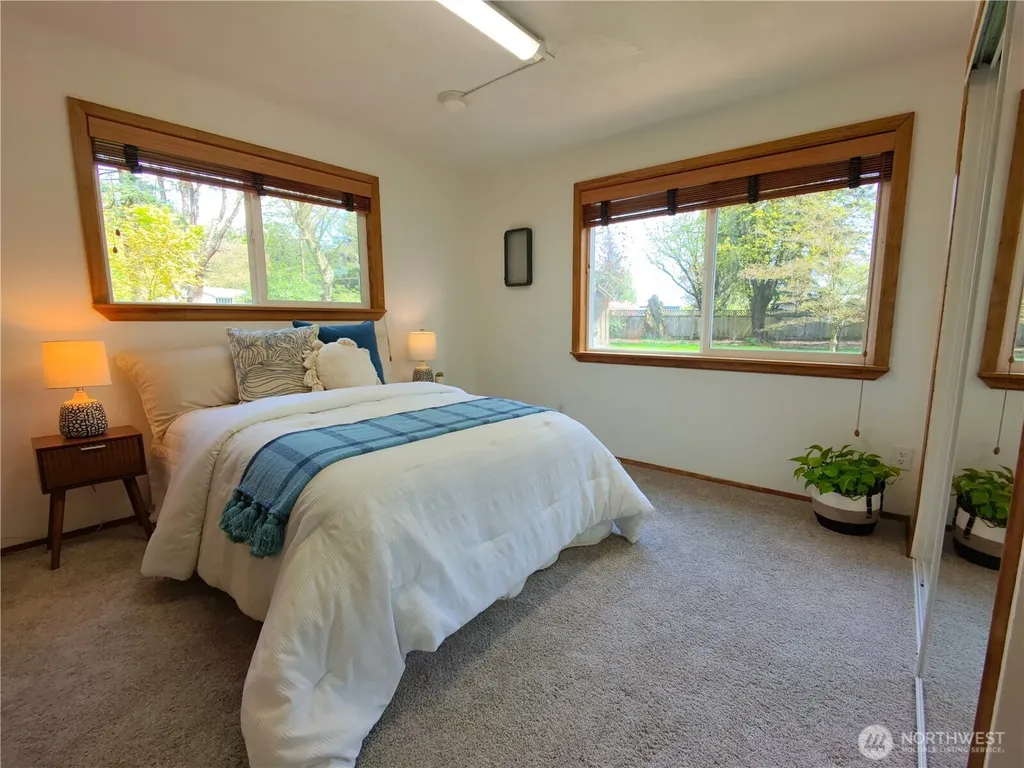 6786 La Bello Drive Lynden WA 98264