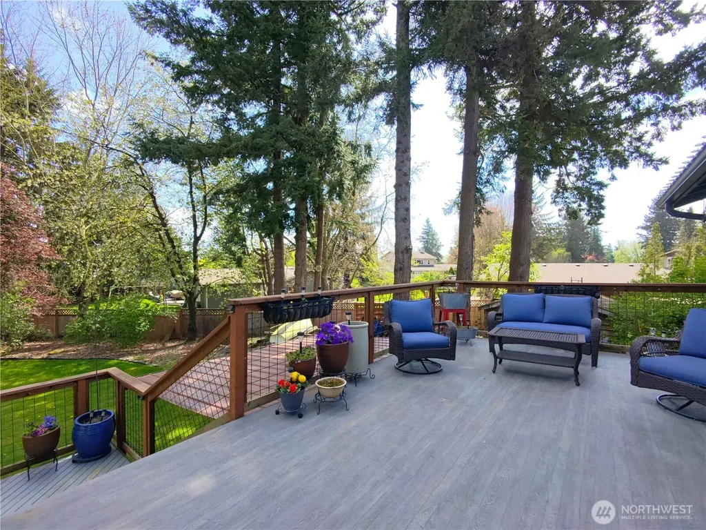 6786 La Bello Drive Lynden WA 98264