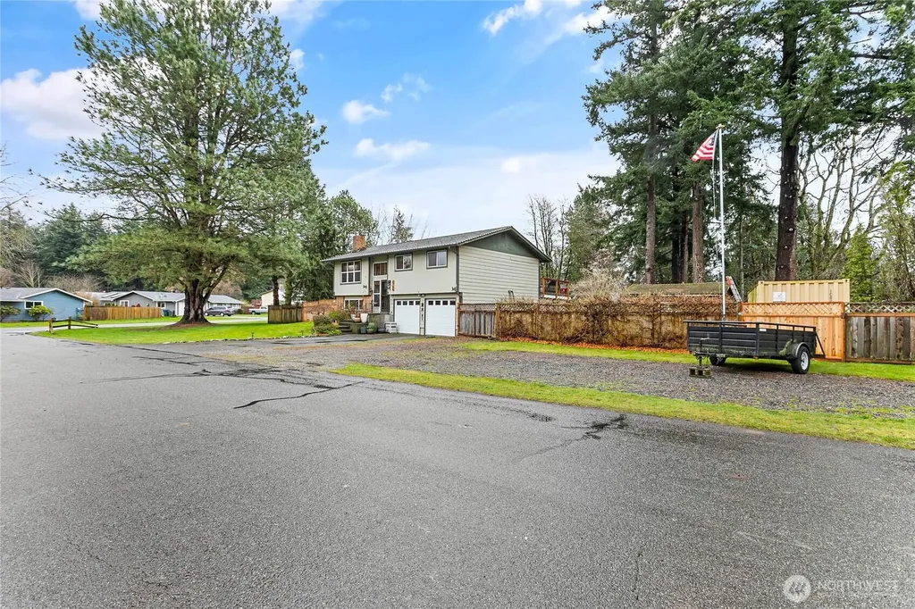 6786 La Bello Drive Lynden WA 98264
