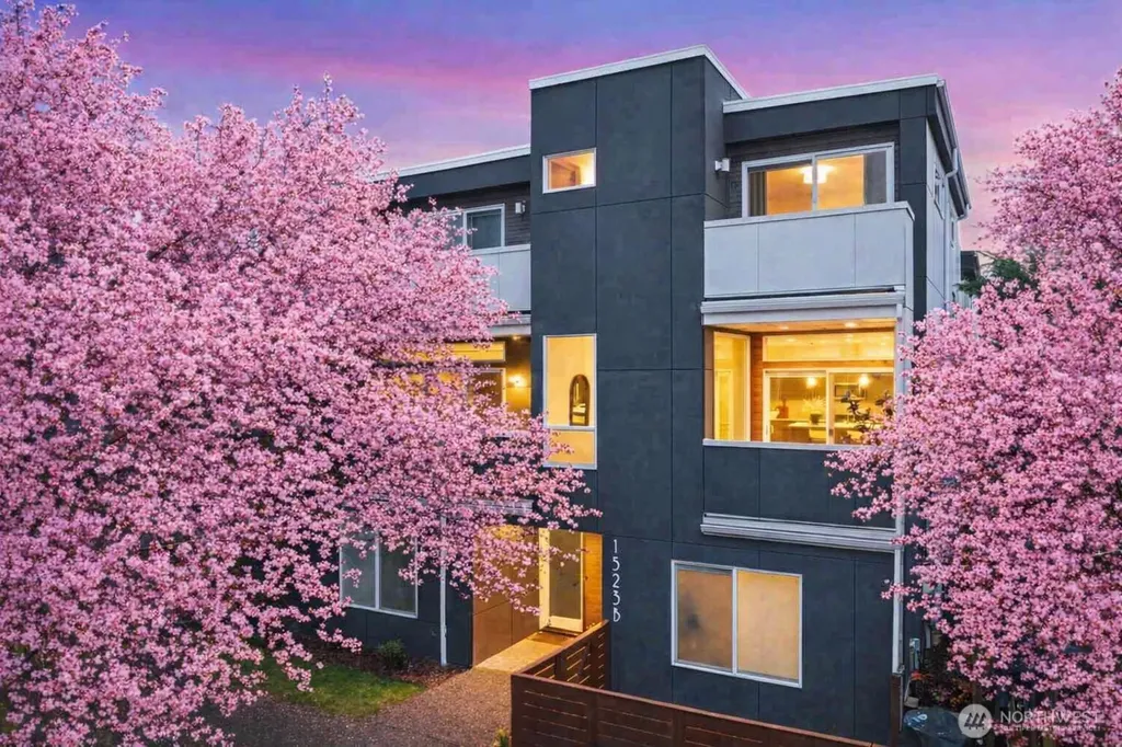 1523 NW 64th Street Seattle WA 98107