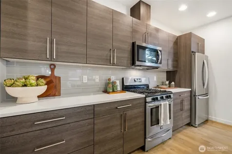 1523 NW 64th Street Seattle WA 98107