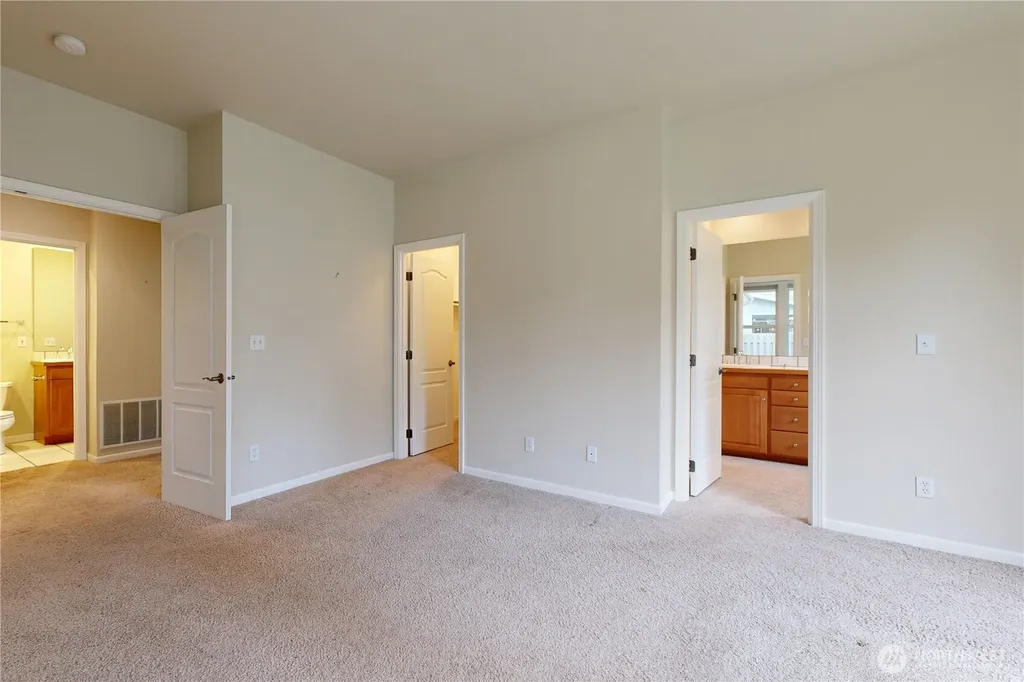 950 SE Creekside Drive College Place WA 99324