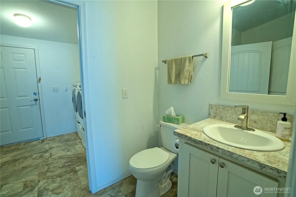 731 W. Heritage Loop Sequim WA 98382