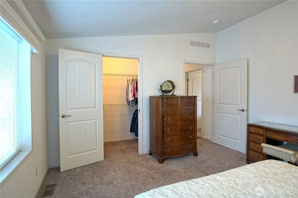 731 W. Heritage Loop Sequim WA 98382