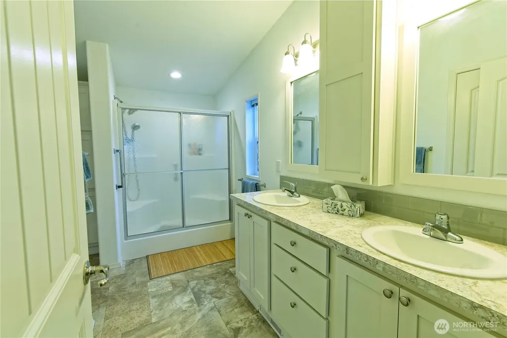 731 W. Heritage Loop Sequim WA 98382