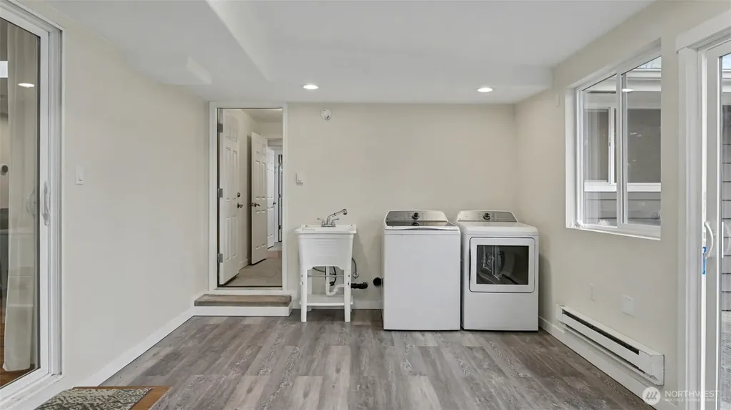 2200 NE 12th Renton WA 98056
