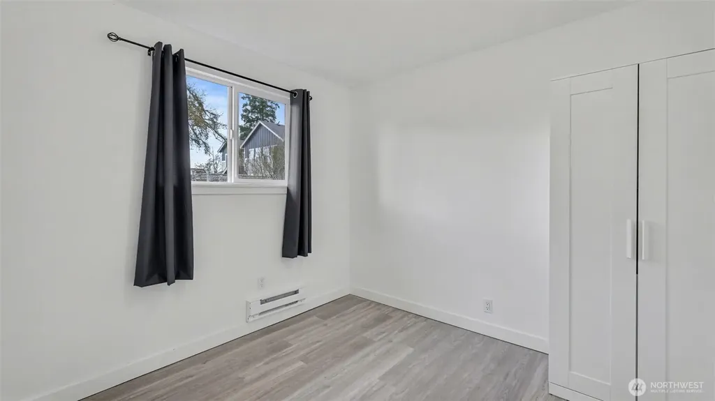2200 NE 12th Renton WA 98056