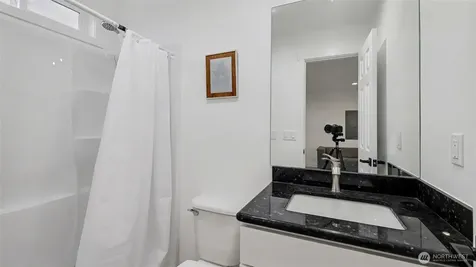 2200 NE 12th Renton WA 98056