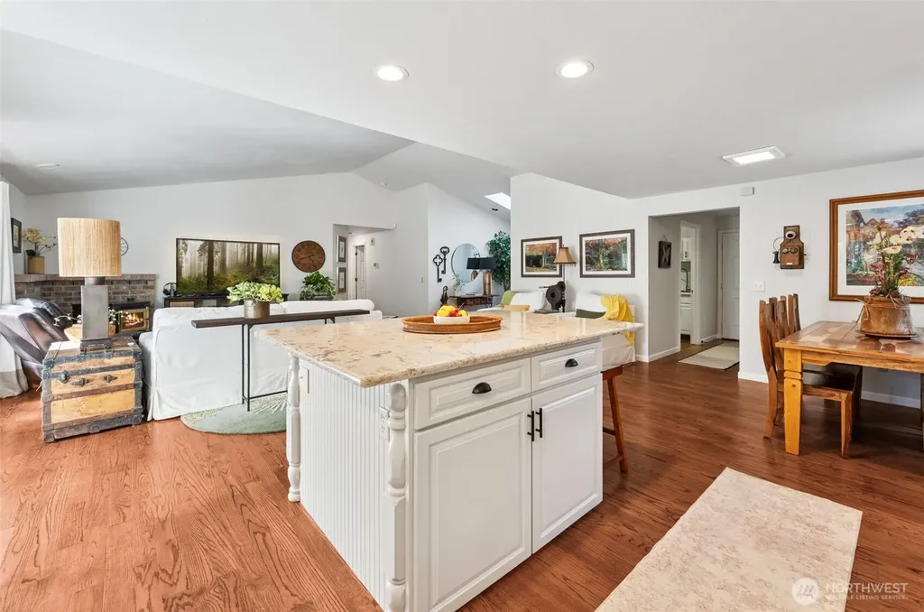 1094 SW Depot Court Port Orchard WA 98367