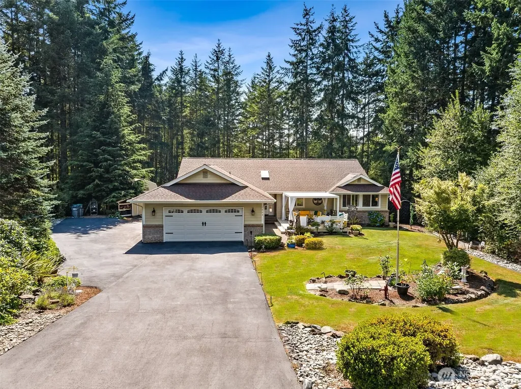 1094 SW Depot Court Port Orchard WA 98367