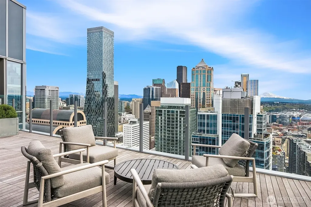 121 Stewart Street Seattle WA 98101