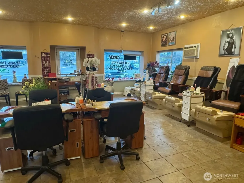 9222 Silverdale Way NW Silverdale WA 98383