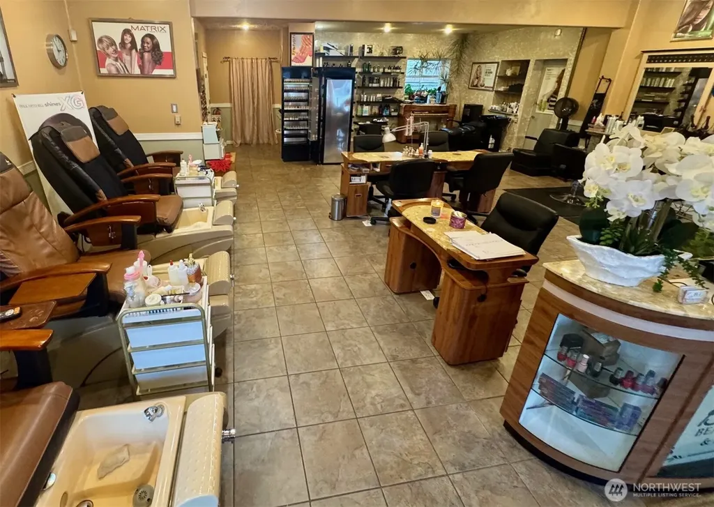 9222 Silverdale Way NW Silverdale WA 98383