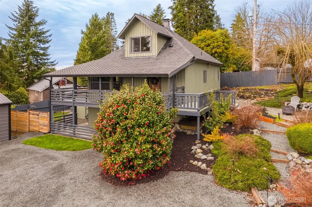 25710 Pacific Street Black Diamond WA 98010