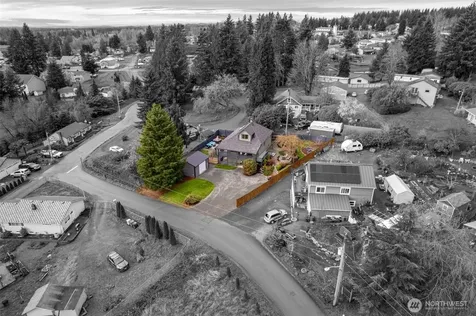 25710 Pacific Street Black Diamond WA 98010