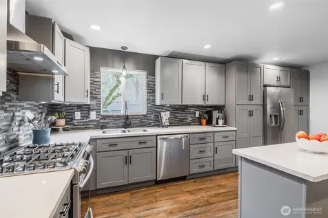 25710 Pacific Street Black Diamond WA 98010