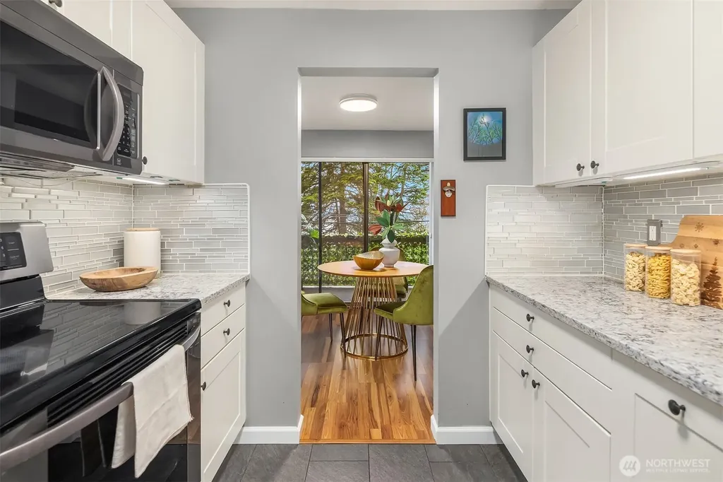 654 W Olympic Place Seattle WA 98119
