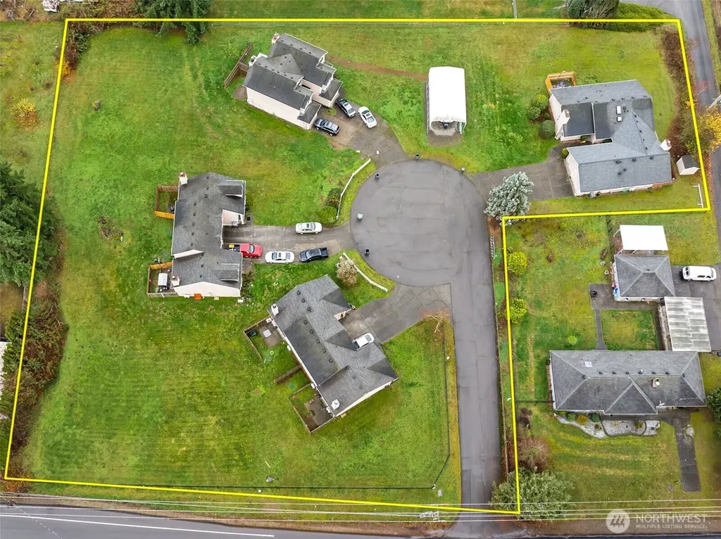 9605 52nd Avenue Ct E Puyallup WA 98373