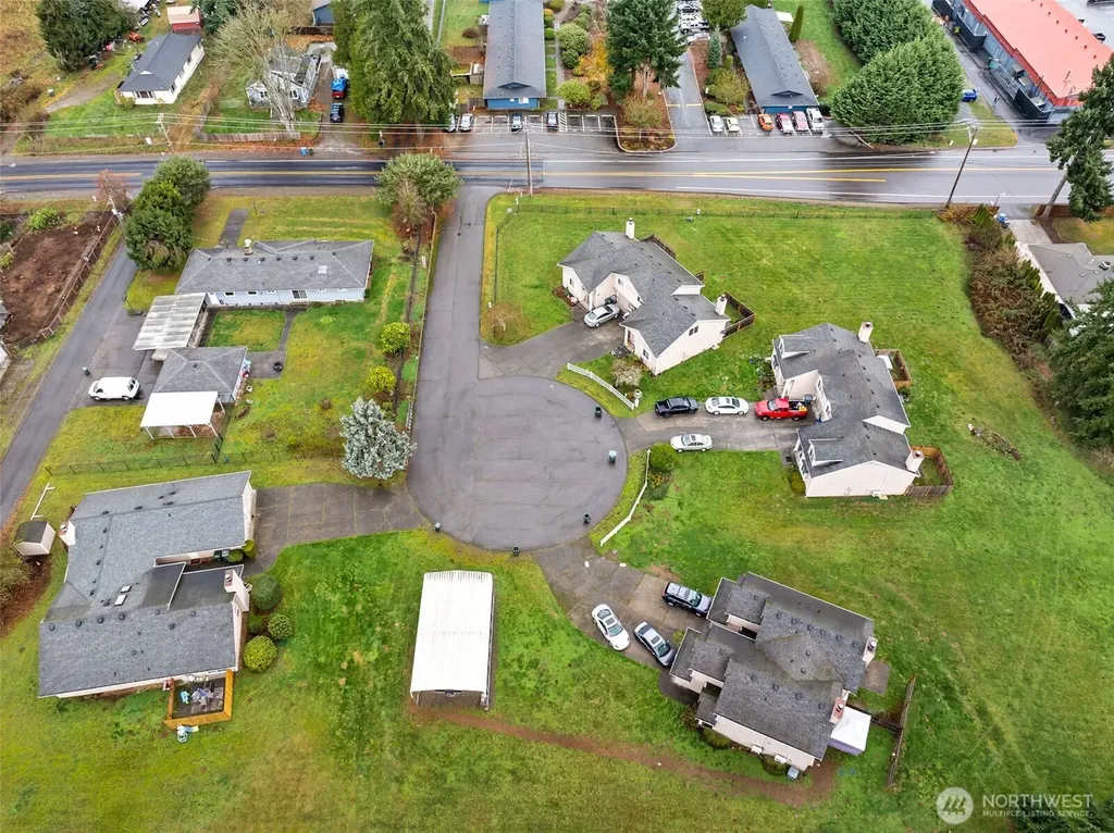 9605 52nd Avenue Ct E Puyallup WA 98373