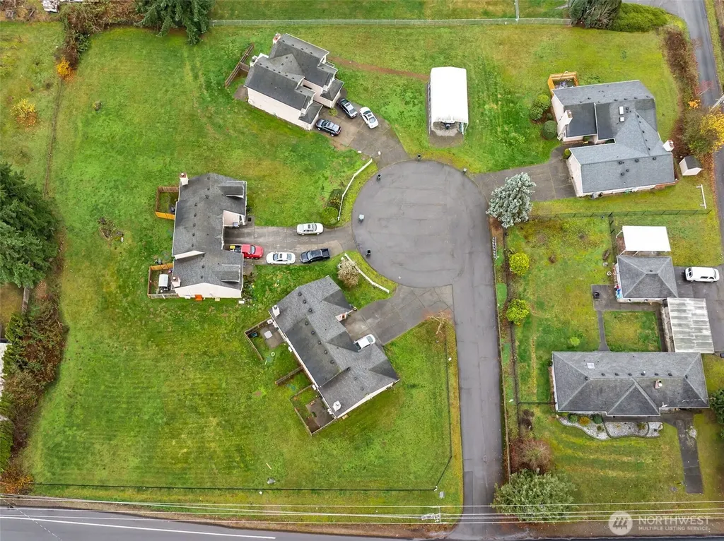 9605 52nd Avenue Ct E Puyallup WA 98373