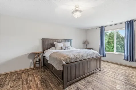 34602 NE 49th Place La Center WA 98629
