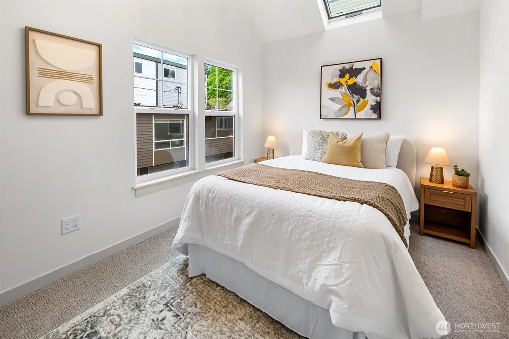 3037 21st Avenue W Seattle WA 98199