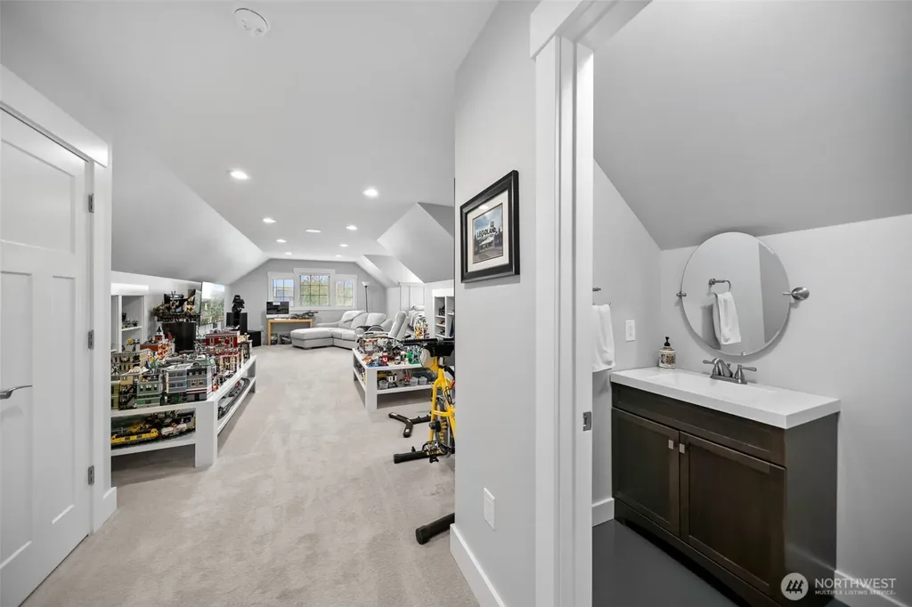2535 Tuscany Lane Malaga WA 98828