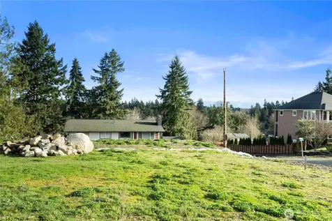 7415 100th Street E Puyallup WA 98373