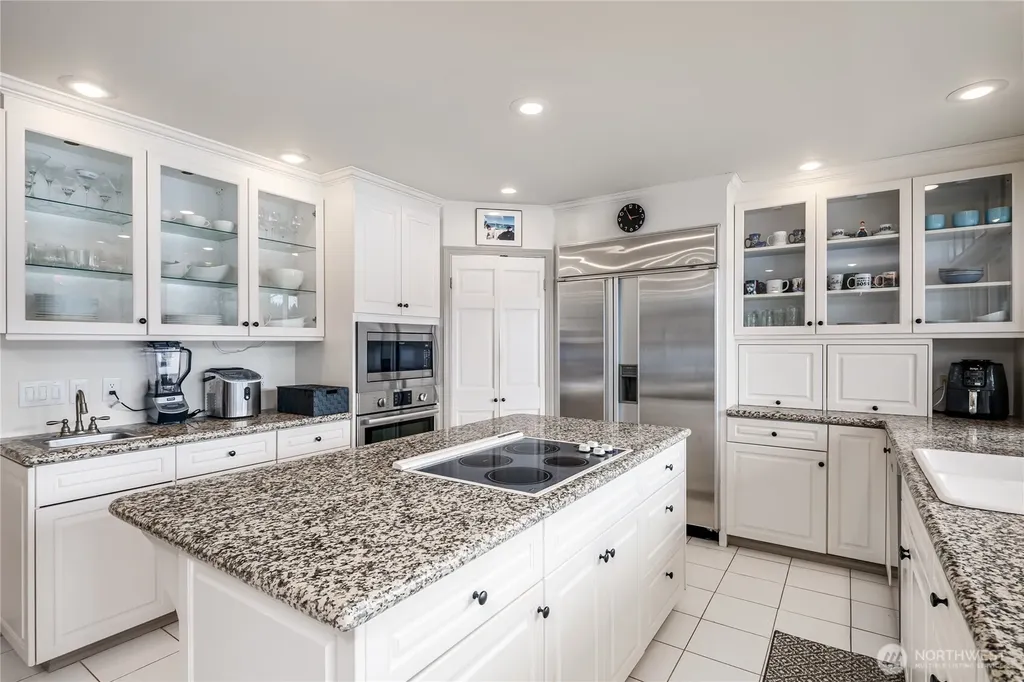 17714 Kingfisher Cove Lane Mount Vernon WA 98274
