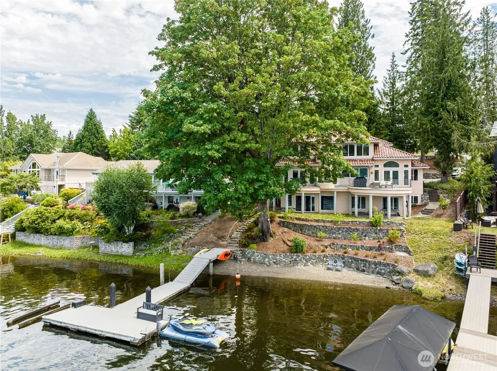 17714 Kingfisher Cove Lane Mount Vernon WA 98274