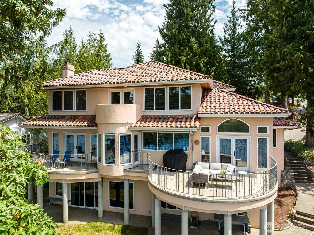 17714 Kingfisher Cove Lane Mount Vernon WA 98274
