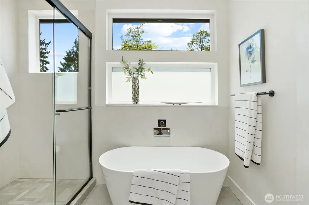 9013 14th Avenue SW Seattle WA 98106