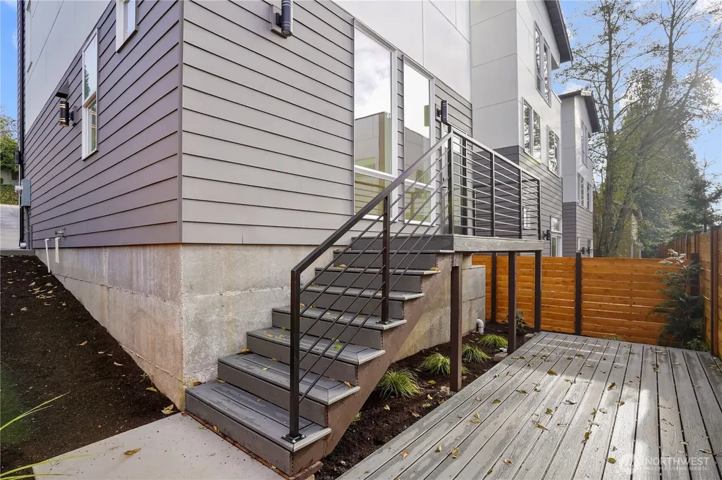 9013 14th Avenue SW Seattle WA 98106