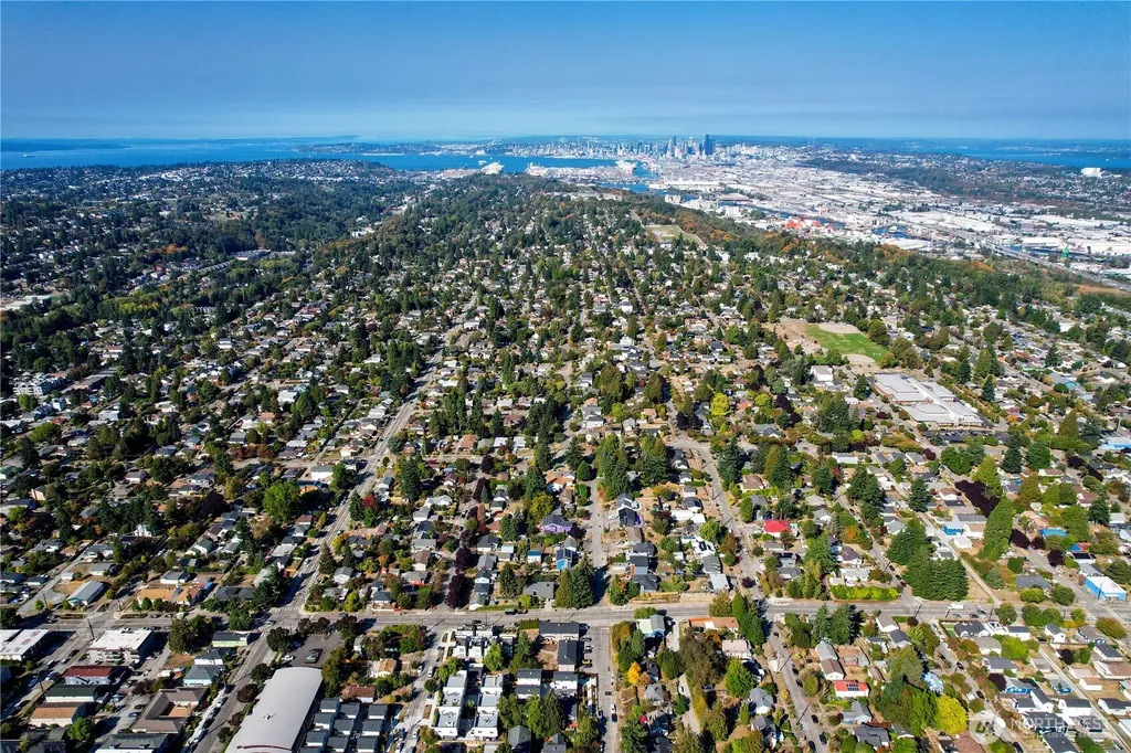 9013 14th Avenue SW Seattle WA 98106