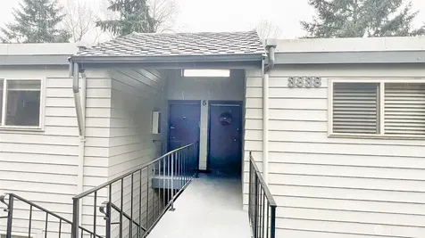 3838 Lake Washington Boulevard SE Bellevue WA 98006