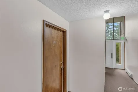6105 N 16th Street Tacoma WA 98406