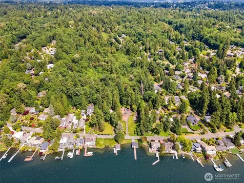 13117 Holmes Point Drive NE Kirkland WA 98034