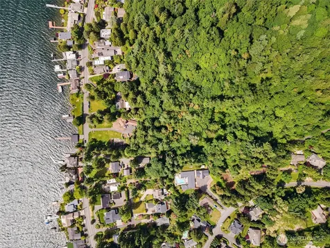 13117 Holmes Point Drive NE Kirkland WA 98034