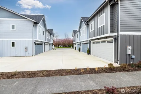 1515 N Waugh Road Mount Vernon WA 98273