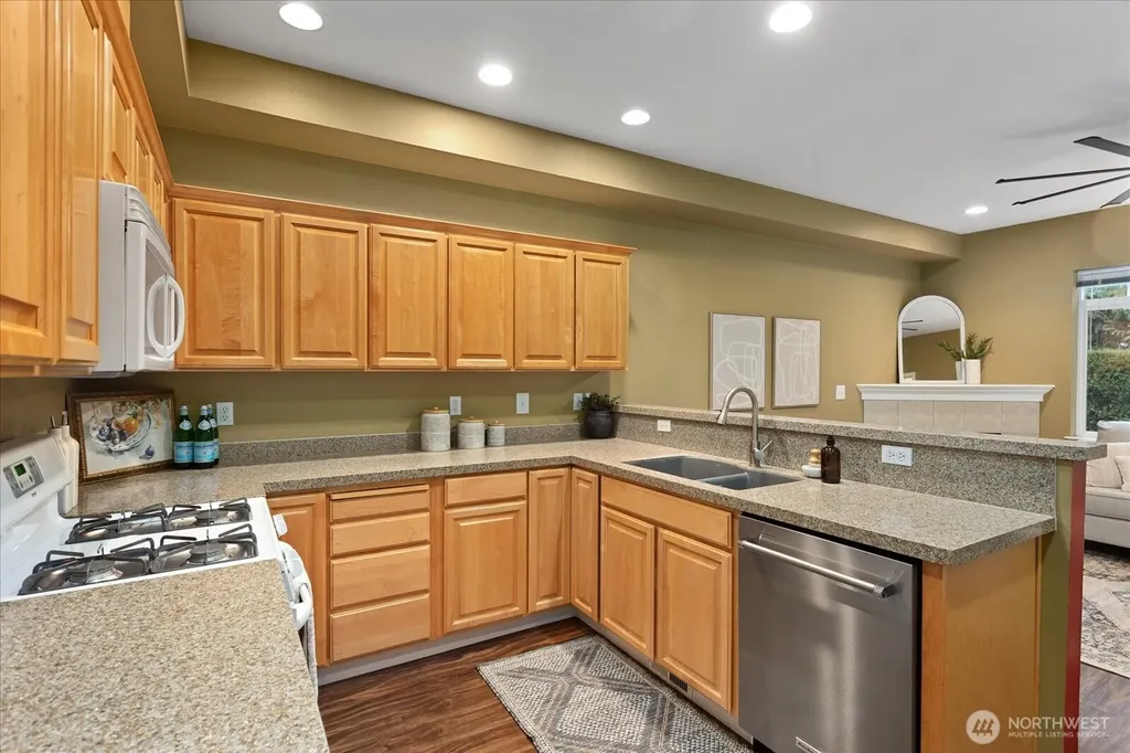 5300 Glenwood Avenue Everett WA 98203