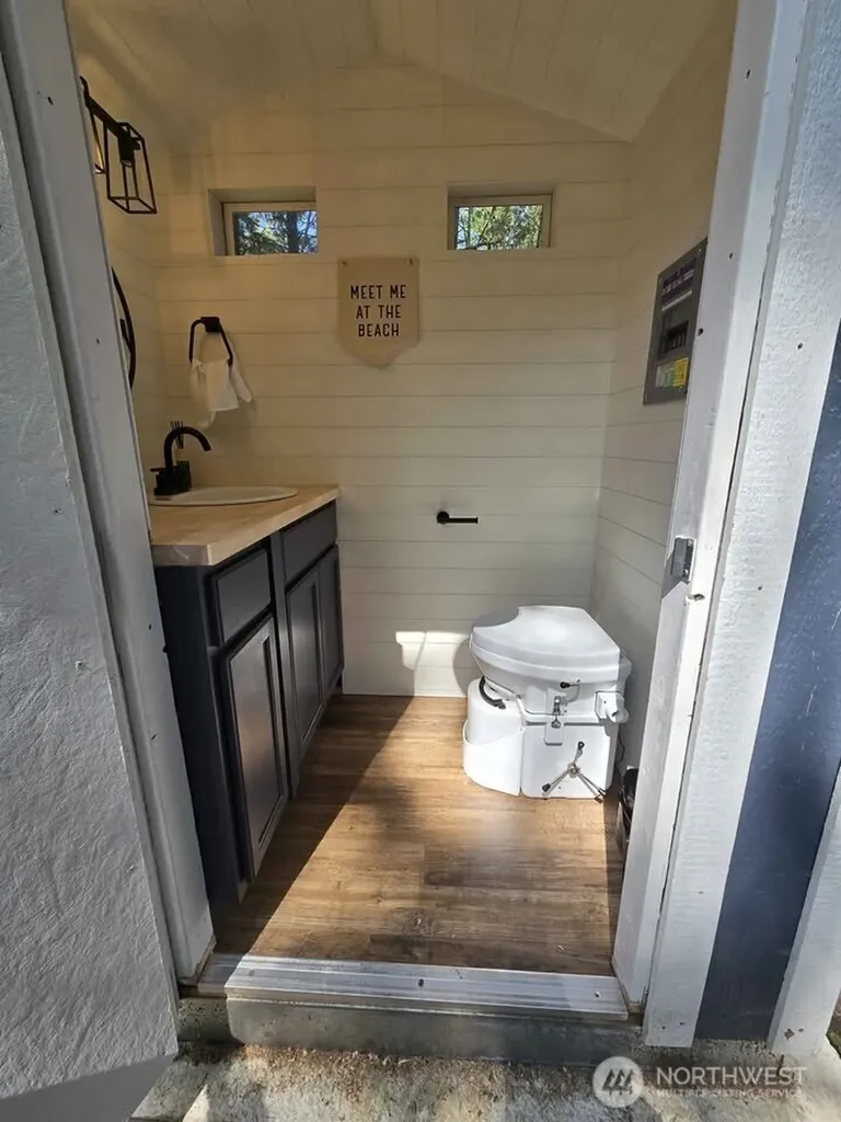 43 Dolphin Lane Copalis Beach WA 98535