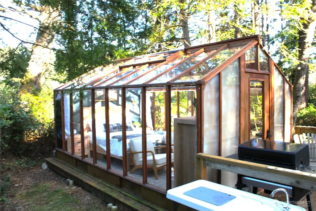 43 Dolphin Lane Copalis Beach WA 98535