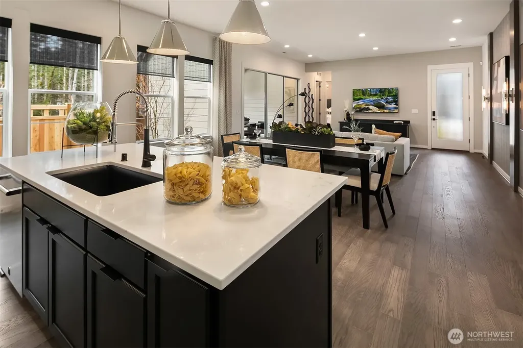 33563 Douglas Avenue SE Black Diamond WA 98010