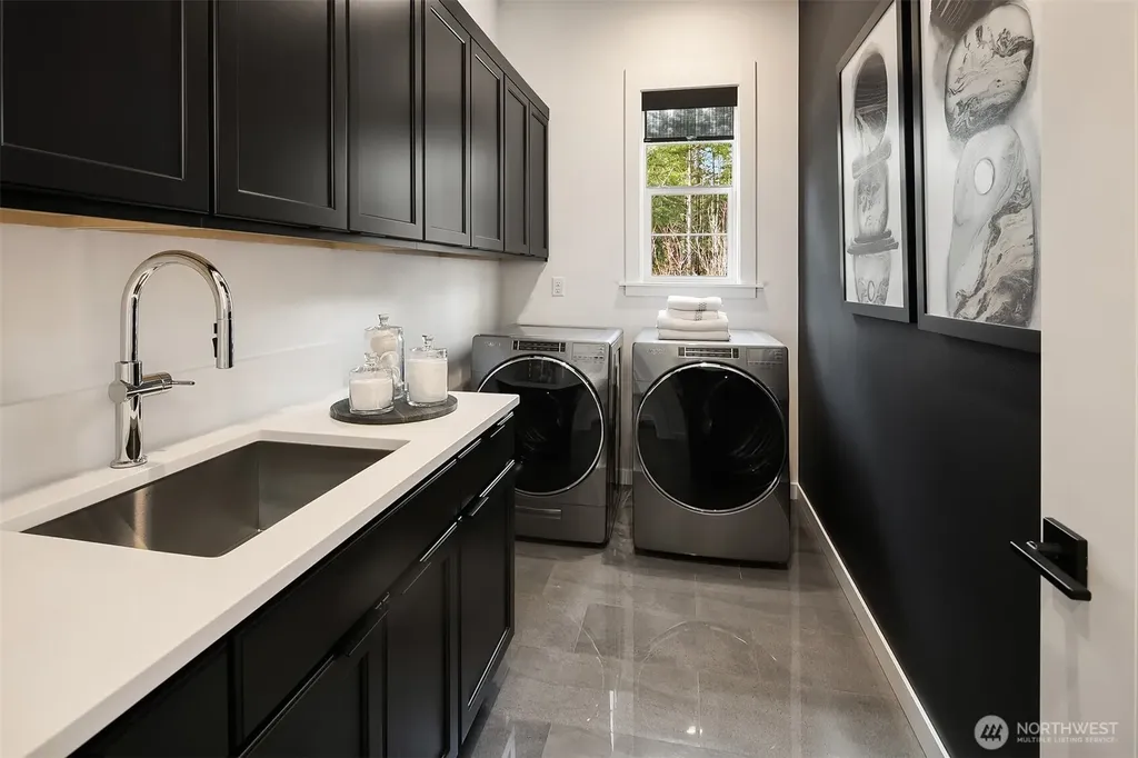 33563 Douglas Avenue SE Black Diamond WA 98010
