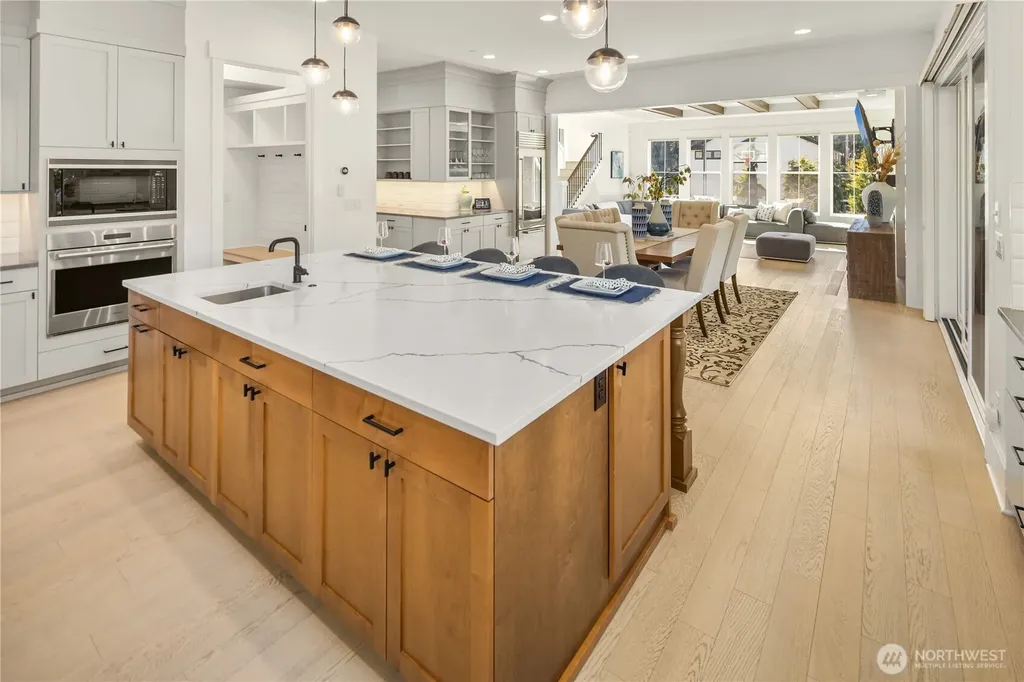 11688 NE 33rd Street Bellevue WA 98005