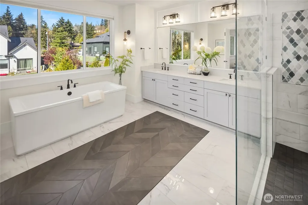 11688 NE 33rd Street Bellevue WA 98005
